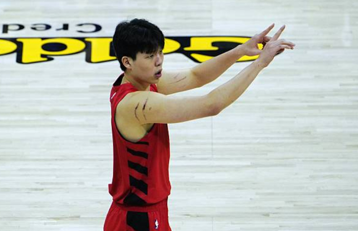 队记：杨瀚森在NBA赛场挣扎有3大原因 对他的长期未来仍充满信心|开拓者|波特兰开拓者队|杨翰森|球队|选秀_新浪体育_新浪新闻